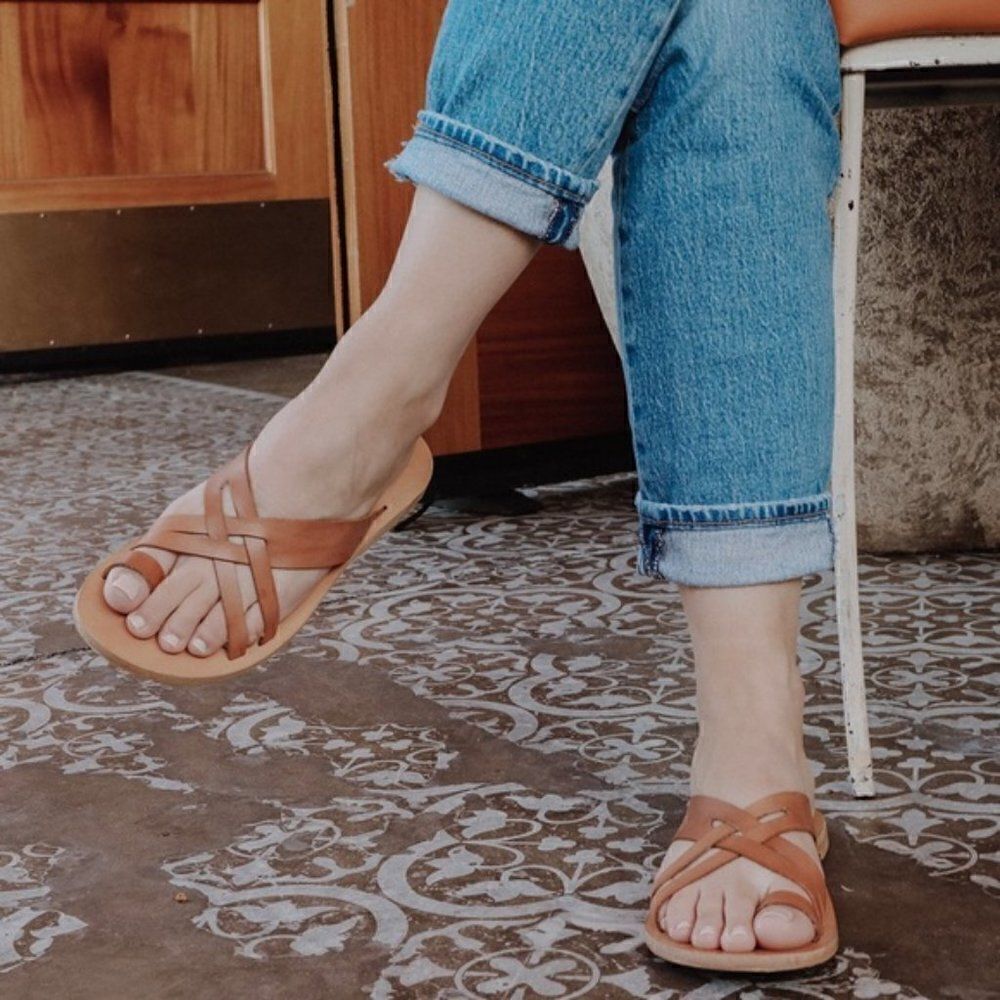 L*Space Shore Break Leather Sandal Slide Sz 38